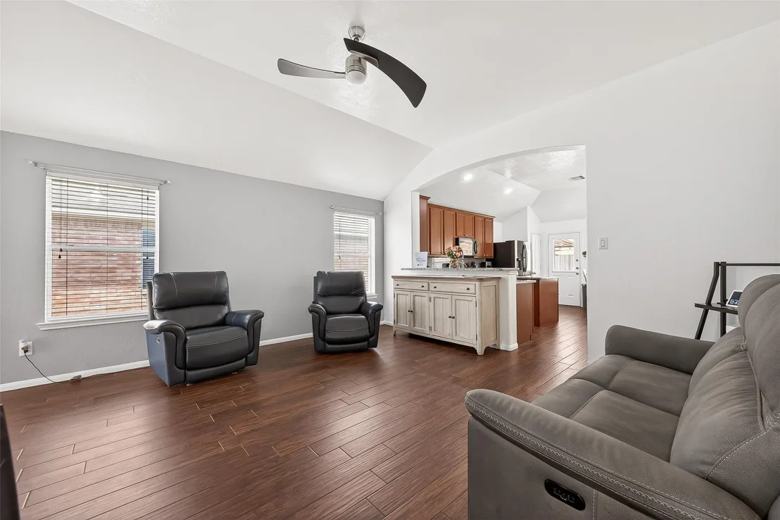 Photo of 22334 Guston Hall Lane