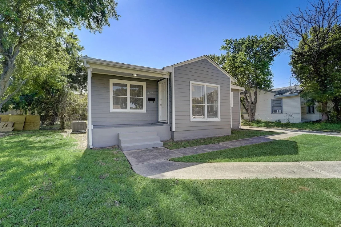Photo of 1420 Foreman Street