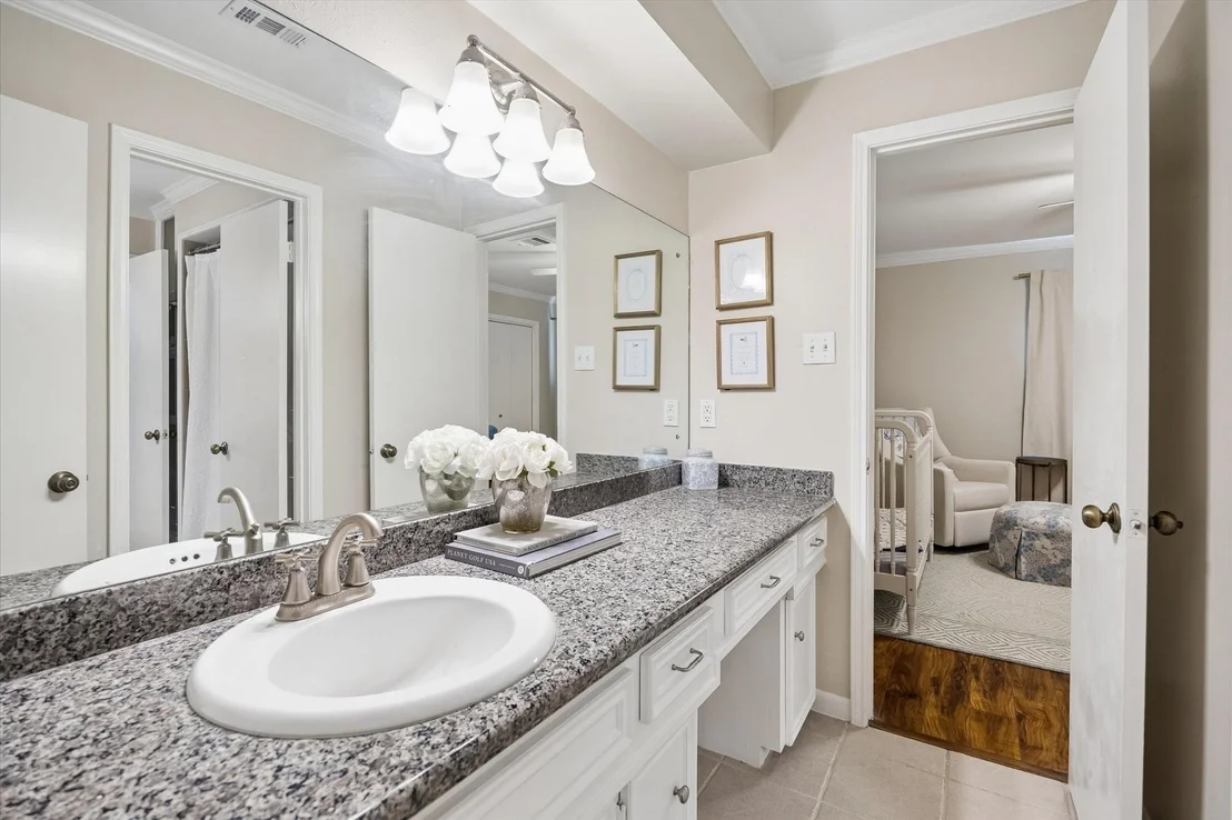 Photo of 12127 Waldemar Drive