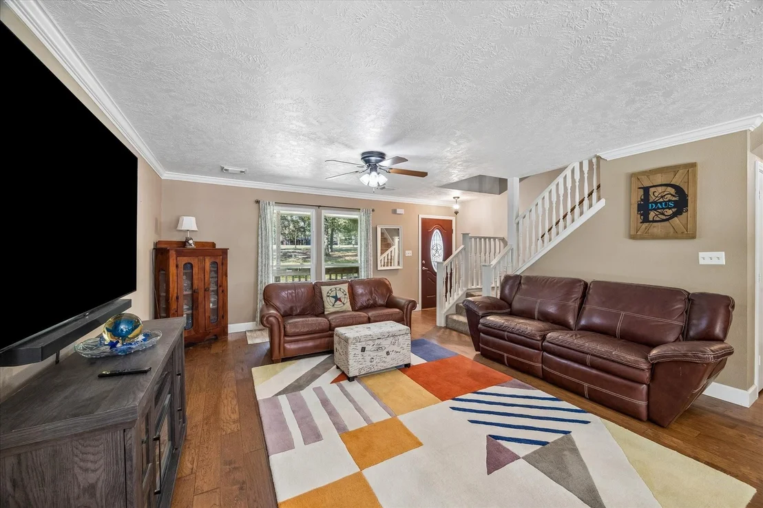 Photo of 641 County Road 404