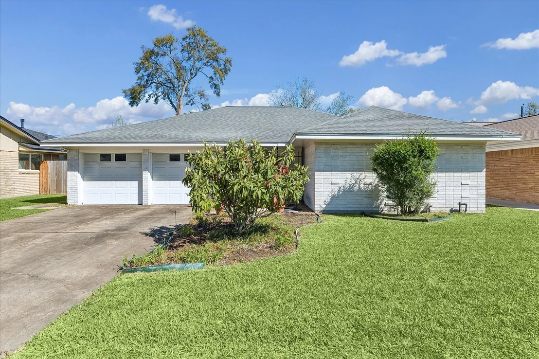 Photo of 5810 Viking Drive