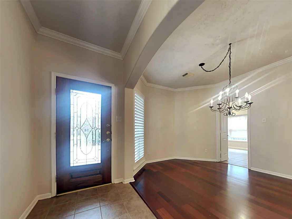 Photo of 155 S Queenscliff Circle