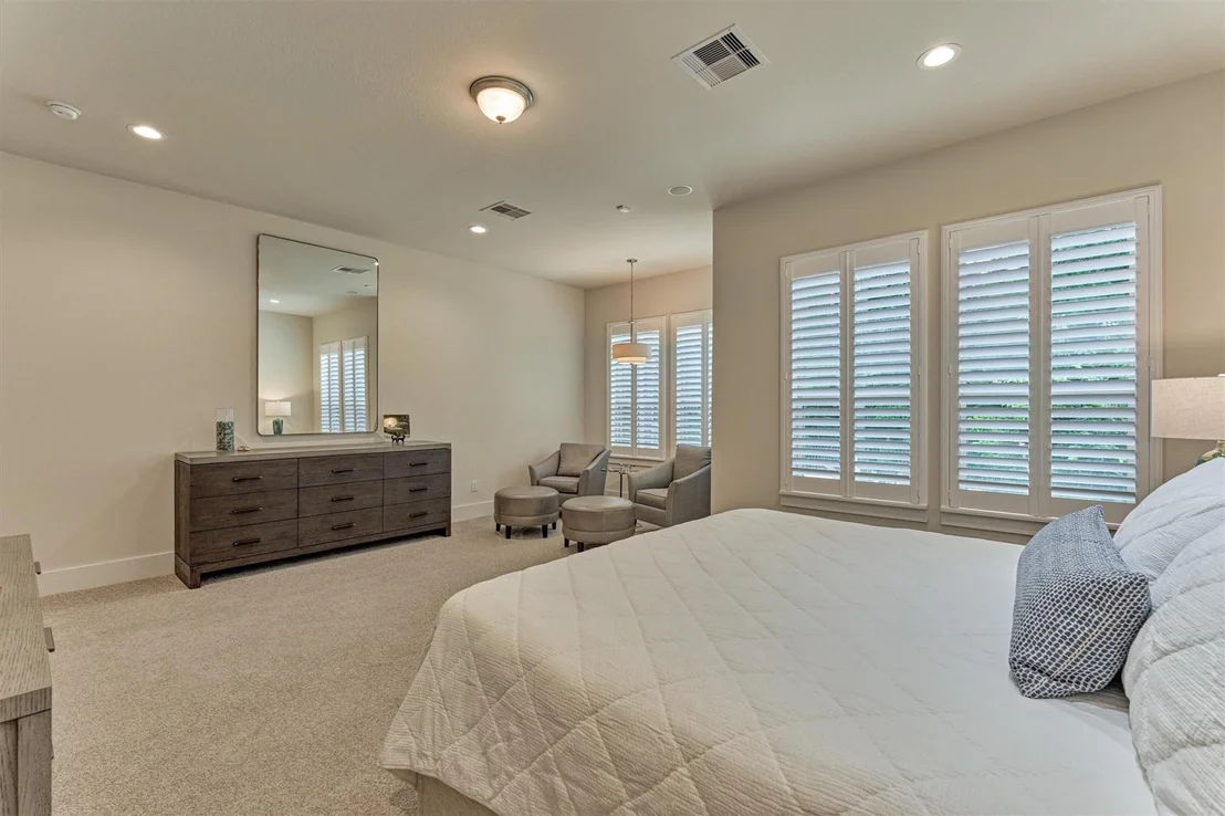 Photo of 35 Pondera Point Drive