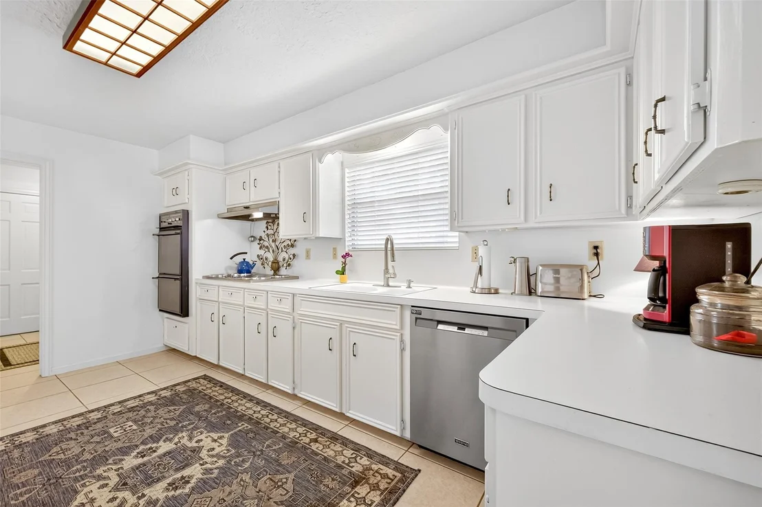 Photo of 3911 Highpines Drive
