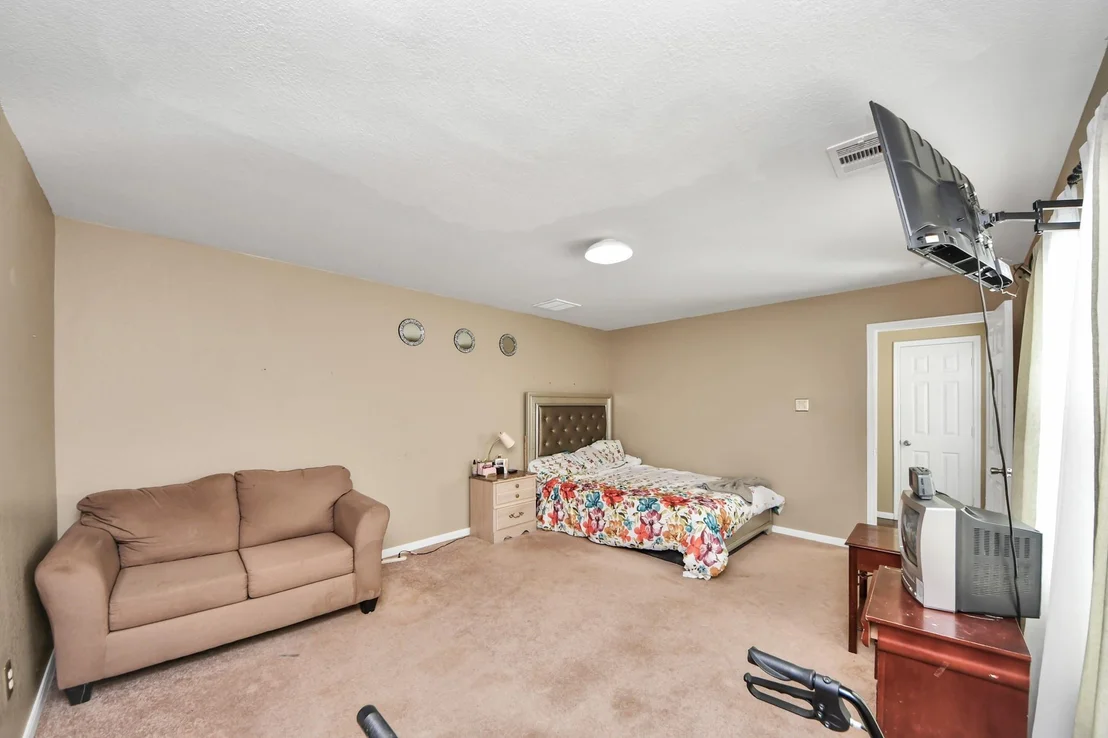 Photo of 9510 Yearling Branch Dr