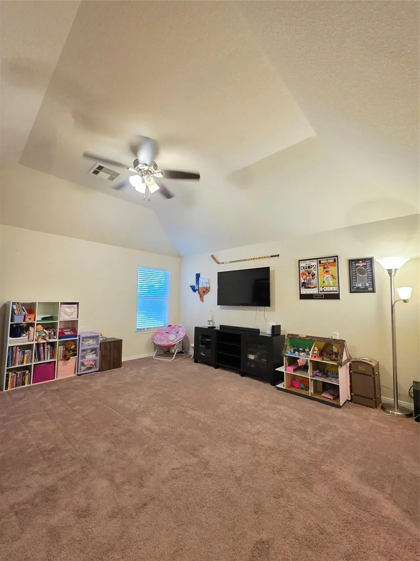 Photo of 2325 Garden Square Path