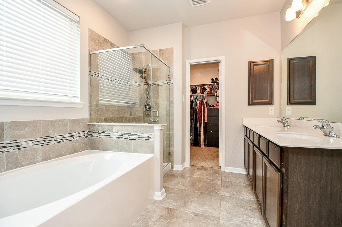 Photo of 5203 Splendid Circle