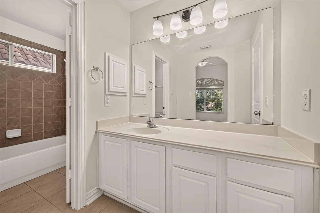Photo of 18103 Blues Point Drive