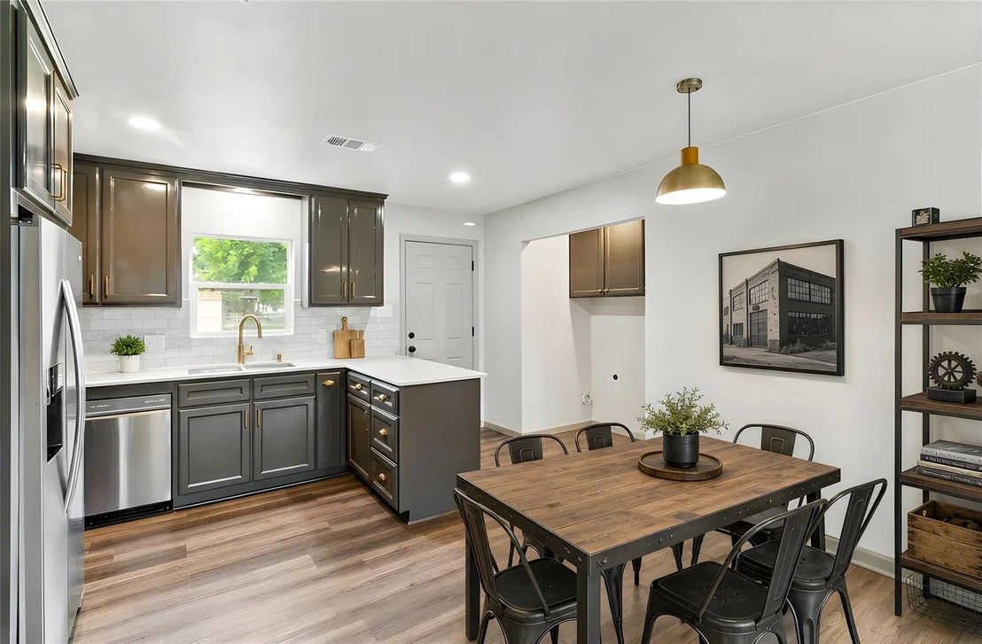 Photo of 1108 Nottingham Drive