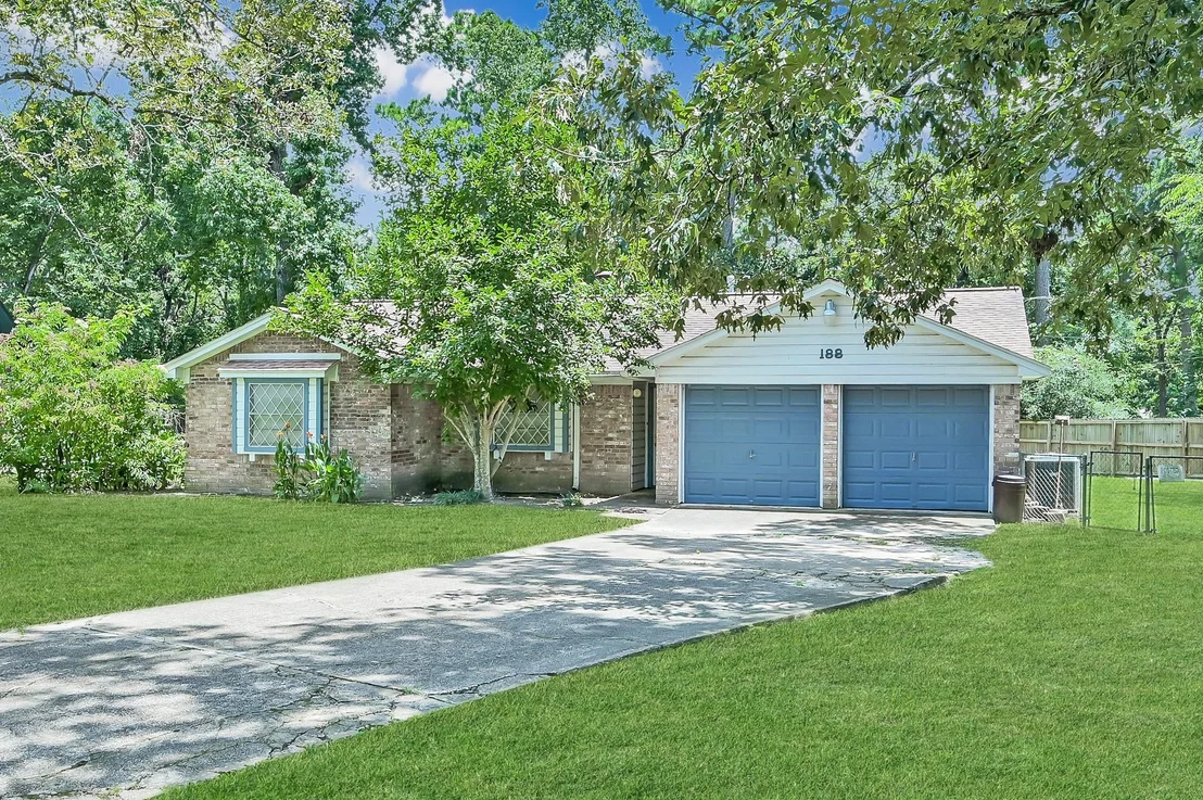 Photo of 188 Greenleaf Lane