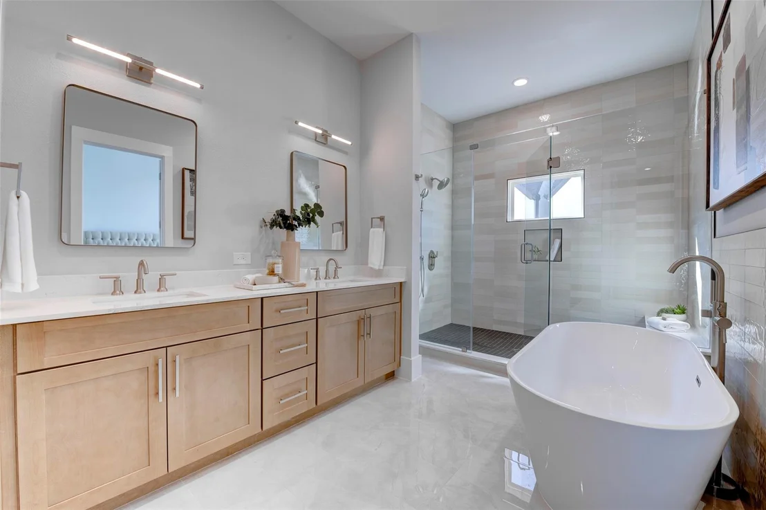Photo of 5140 Rosslyn Road