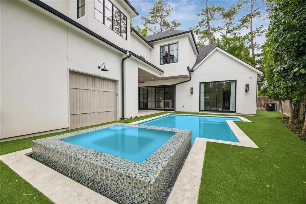 Photo of 447 Mignon Lane