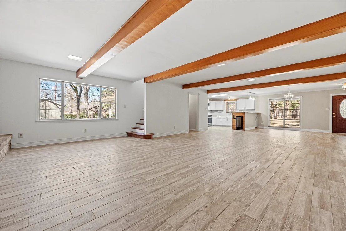 Photo of 23115 Cardinal Drive