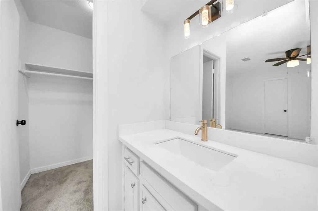 Photo of 24526 Glen Loch Drive