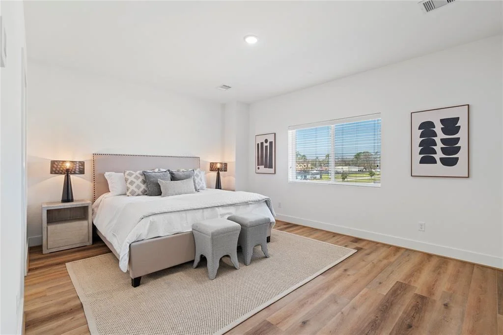 Photo of 1022 Upside Wheatley