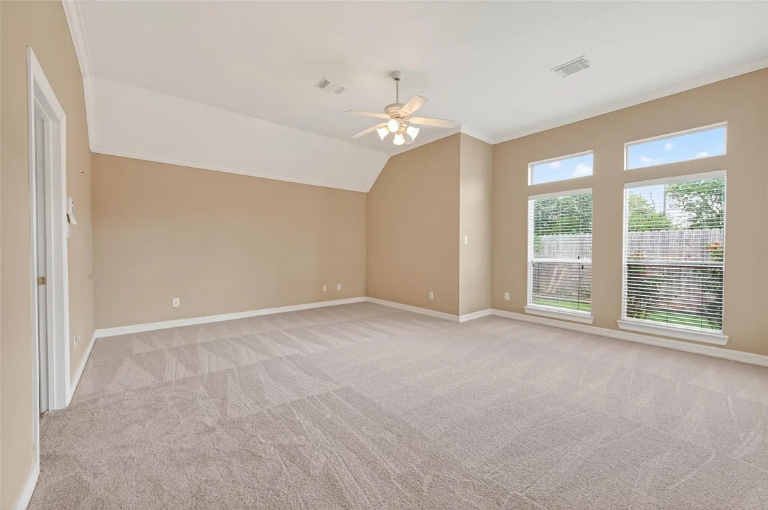 Photo of 1202 Waterside Estates Circle