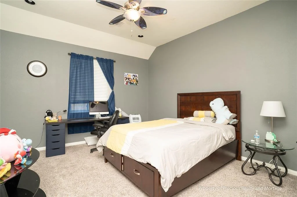 Photo of 6019 Green Meadows Lane