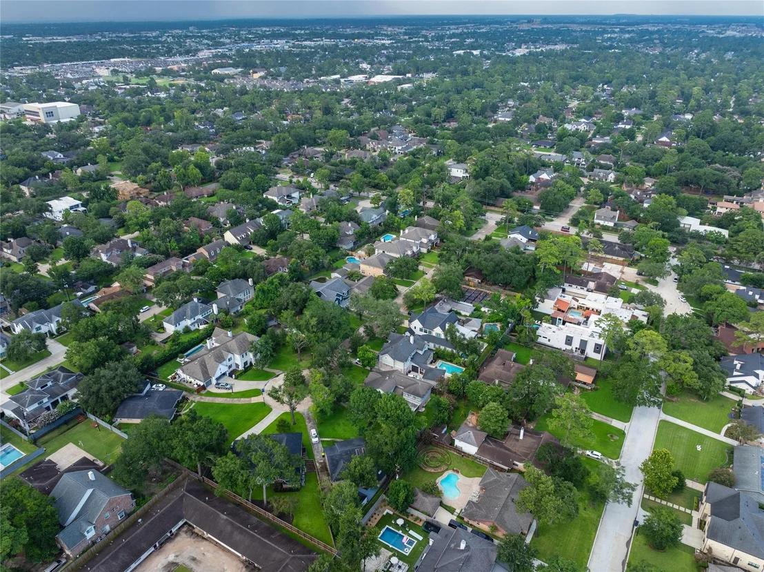 Photo of 8630 Cedarbrake Drive