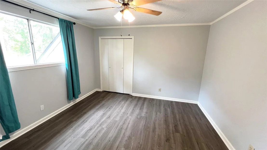 Photo of 803 Glen Hollow Drive