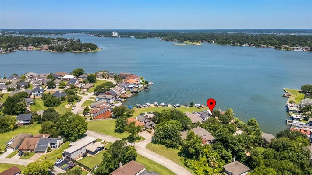 Photo of 112 Cove Point