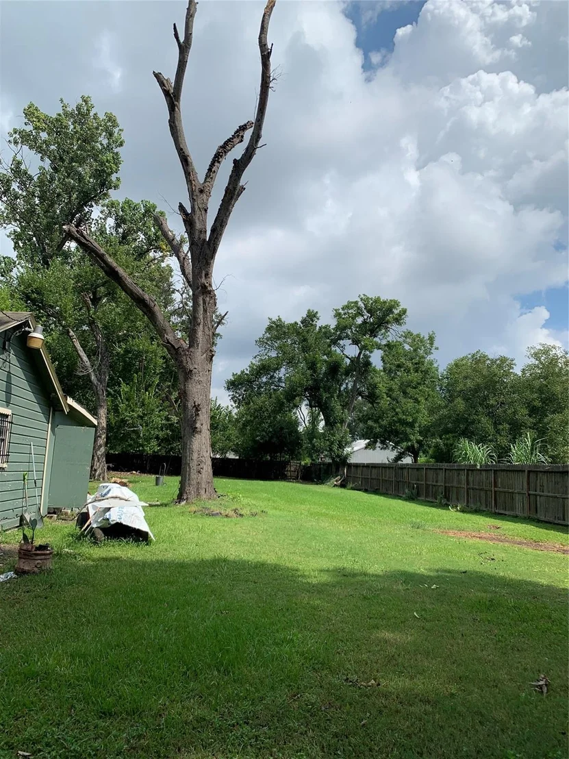 Photo of 1701 Priest Drive