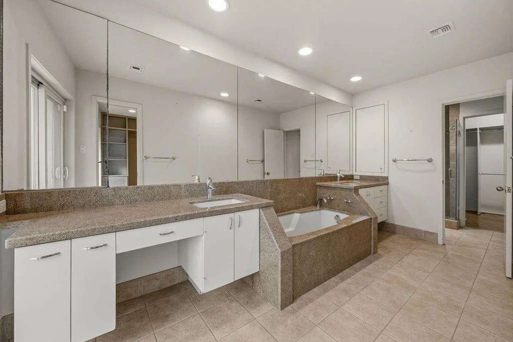 Photo of 2219 Dickey Place