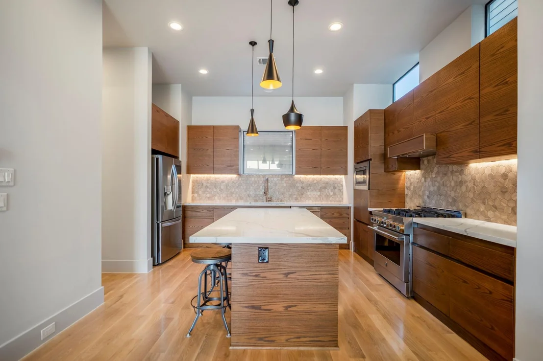 Photo of 405 Detering Street