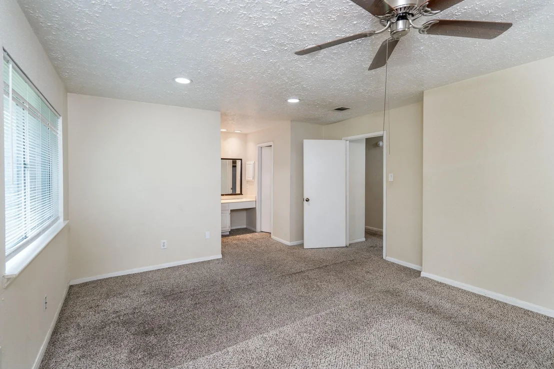 Photo of 5018 Fitzwater Drive