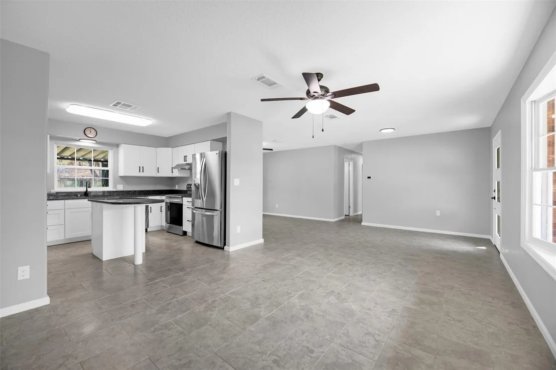 Photo of 605 Helms Avenue