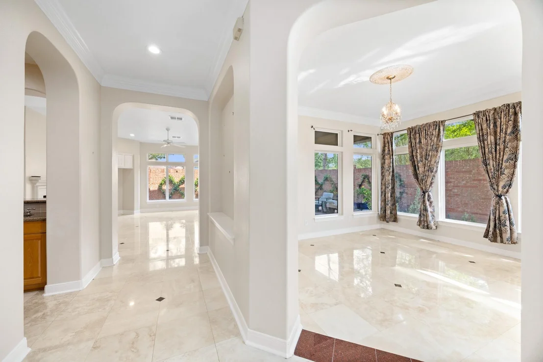 Photo of 2814 Tudor Manor