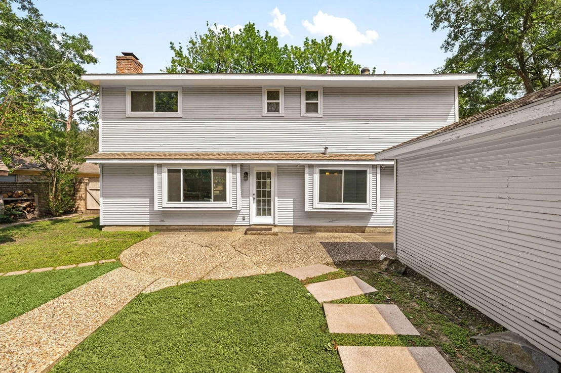 Photo of 2114 Briargreen Drive
