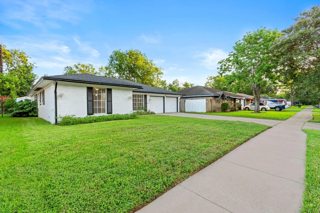 Photo of 6403 Tiffany Drive