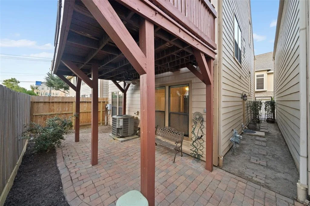 Photo of 1351 Studer Street