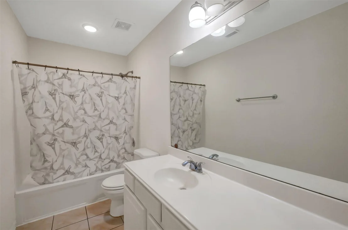 Photo of 8915 High Ridge Lane
