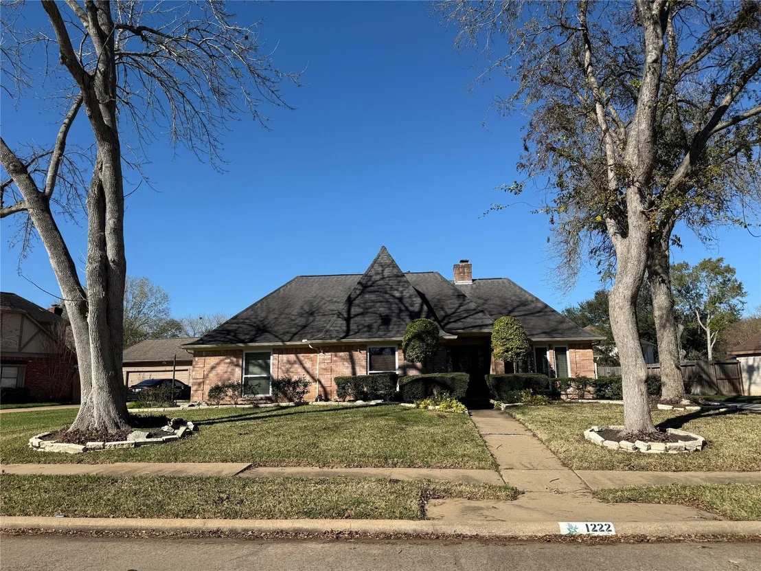 Photo of 1222 Bittersweet Drive