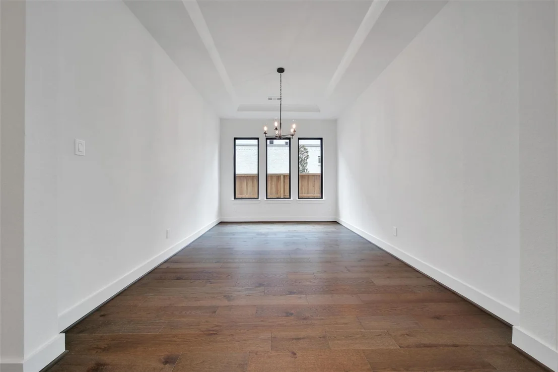 Photo of 4691 Bridgewood Drive
