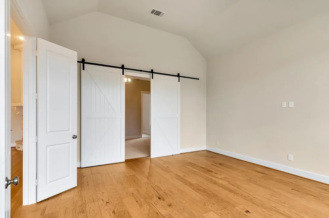 Photo of 279 Rivus Overlook