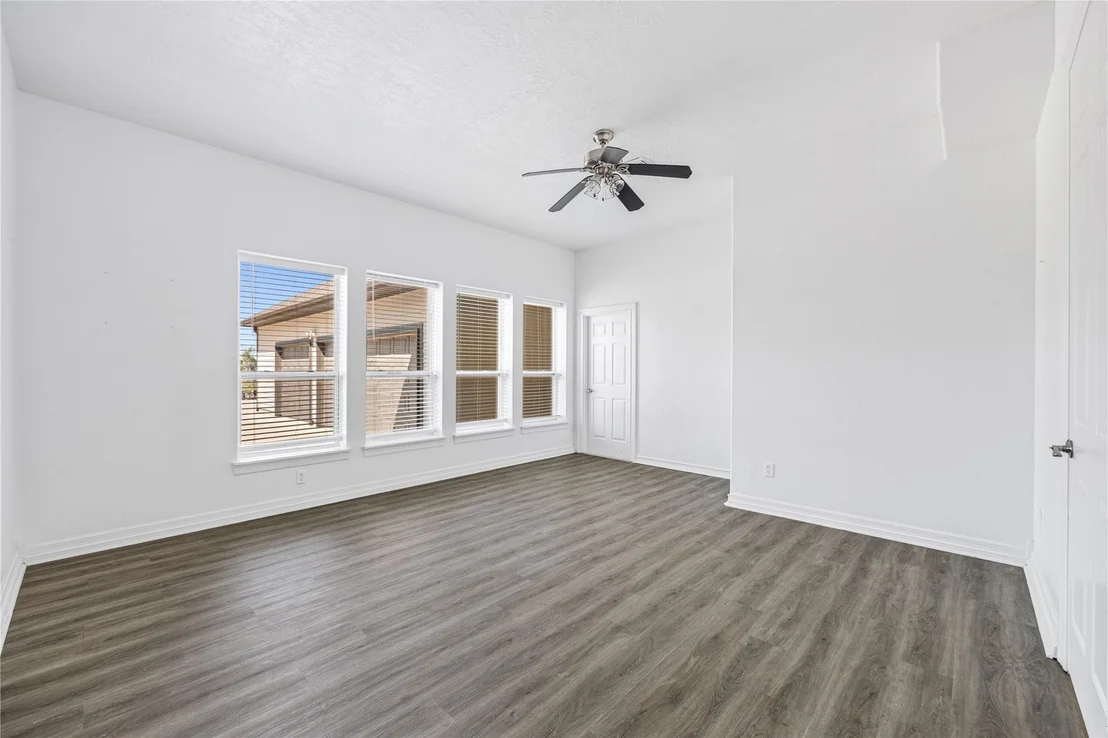 Photo of 15015 House Road