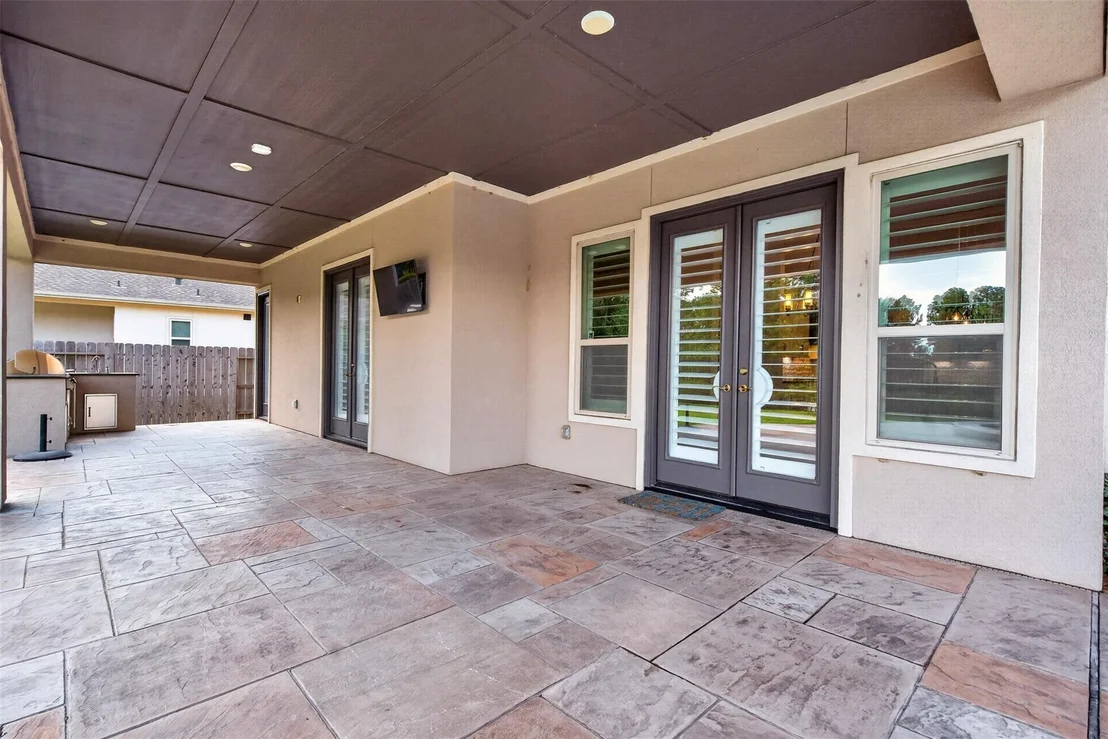 Photo of 31424 Creekside Oaks Lane
