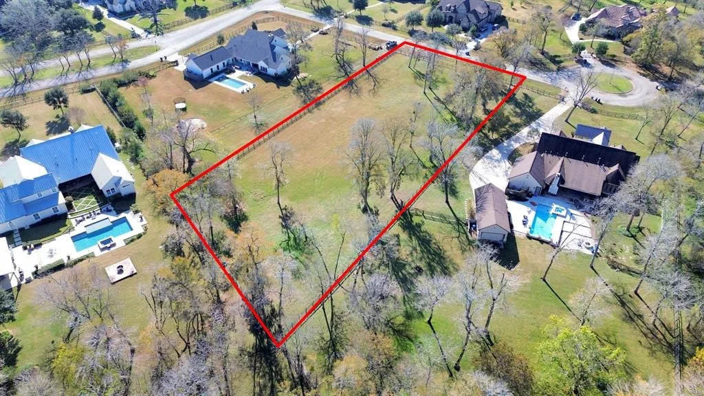 Photo of 5010 Woodside Lane