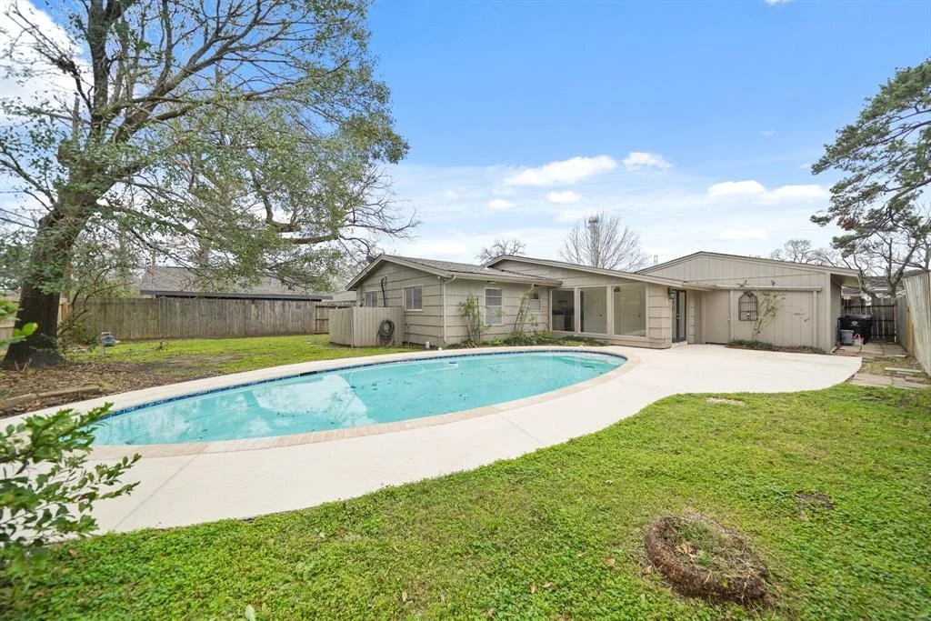 Photo of 4122 Gardendale Drive