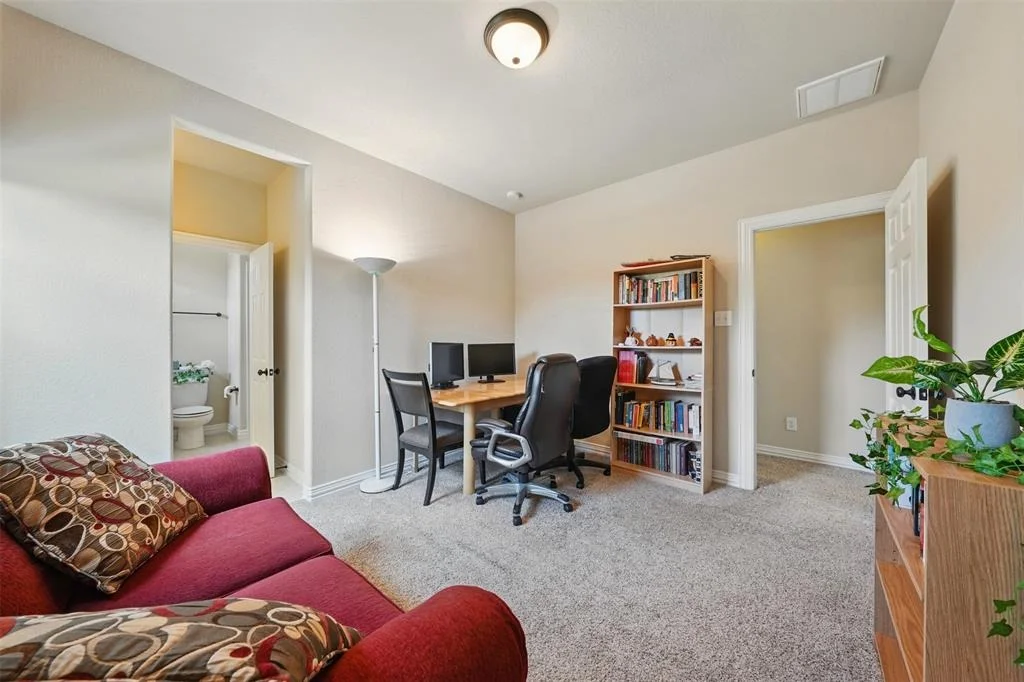 Photo of 27038 Franklin Park Dr