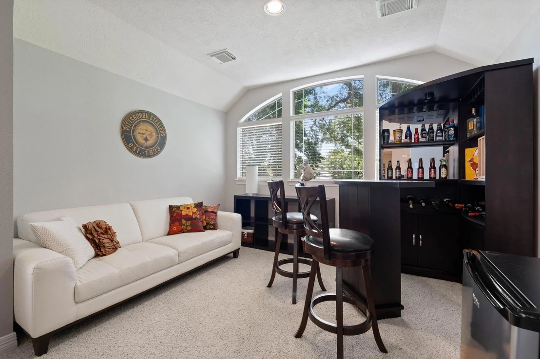 Photo of 9050 Forest Cliff Court