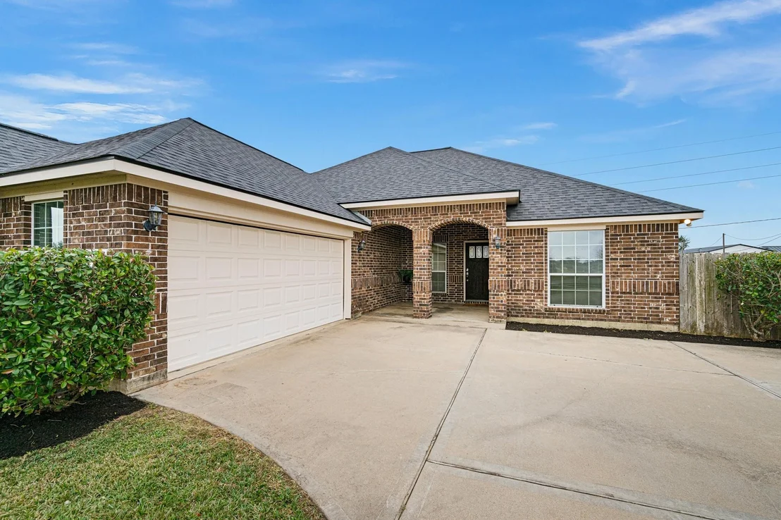 Photo of 11215 April Dr Drive