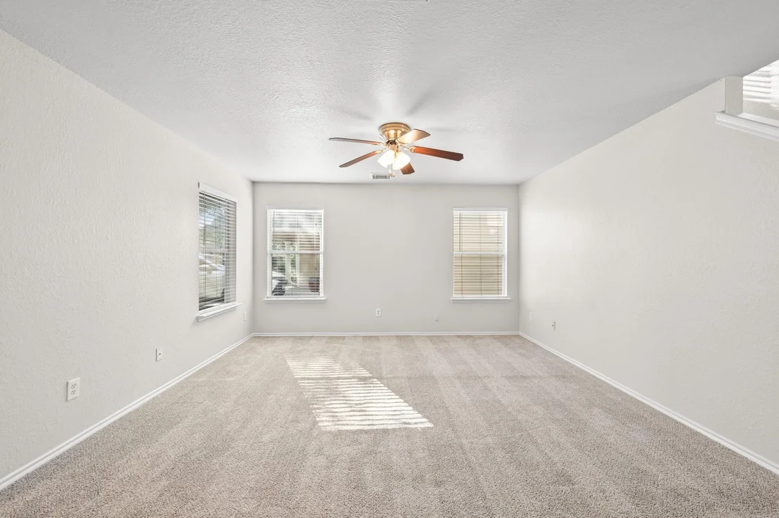 Photo of 11422 Log Cabin Lane