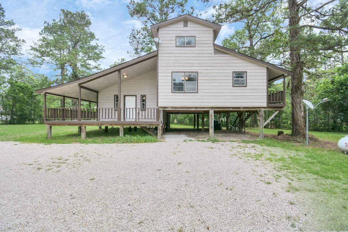 Photo of 20203 Live Oak Road