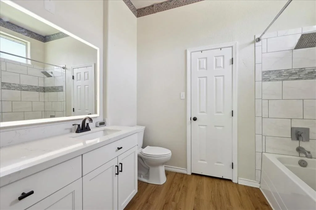 Photo of 2570 Heather Glen Drive