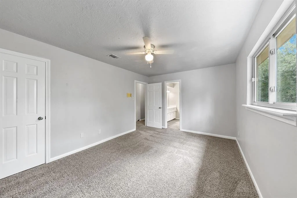 Photo of 2027 Seven Oaks Drive