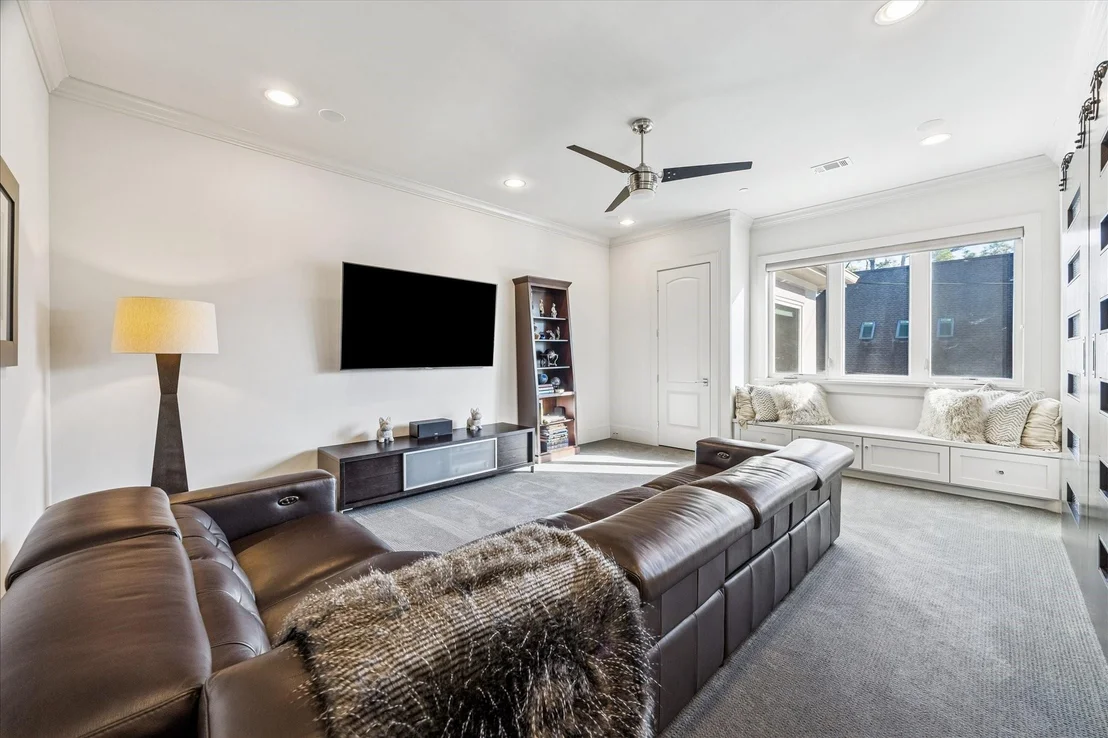 Photo of 8901 Bace Drive