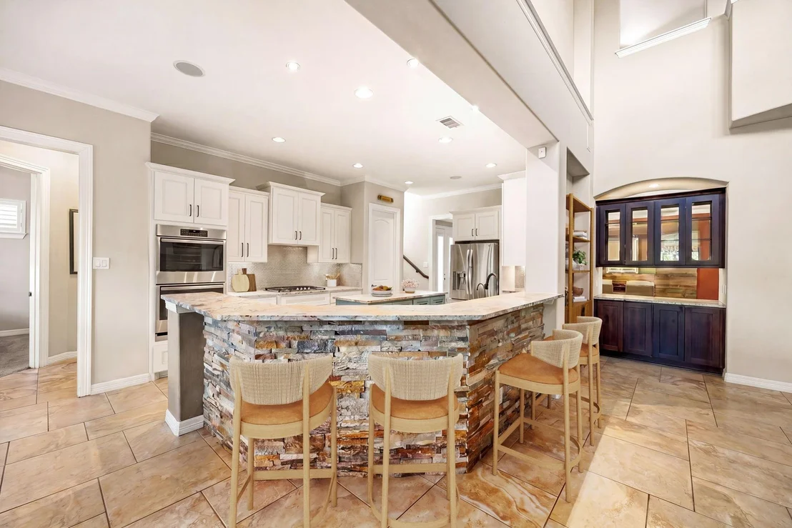 Photo of 5102 Hawthorne Bend Drive